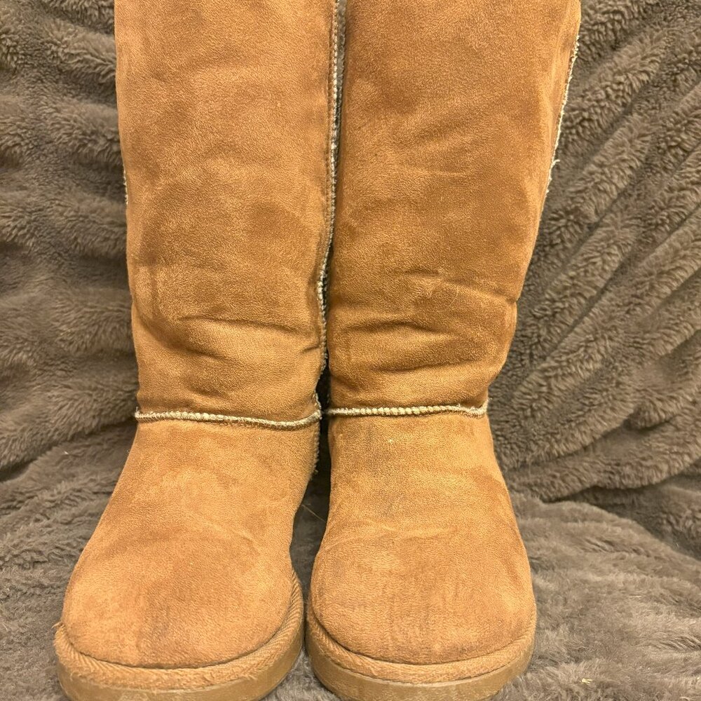 Airwalk Classic Tall Sherpa Lined Winter Boots Women's Size 7.5